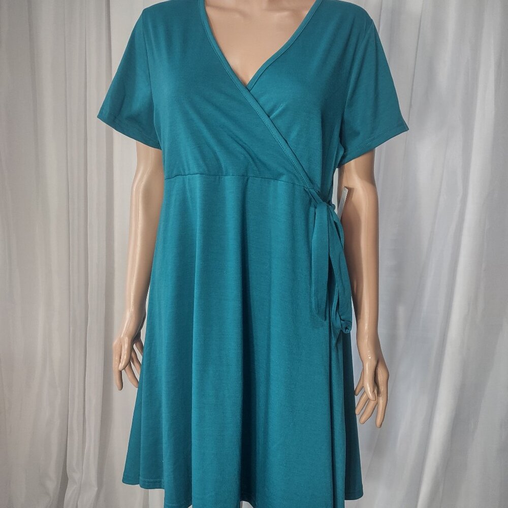 West Loop Teal faux wrap dress with side tie. size XL